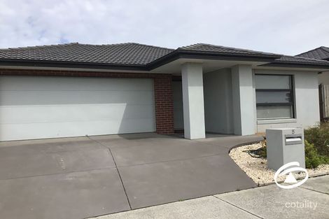 Property photo of 5 Viewbank Road Clyde North VIC 3978