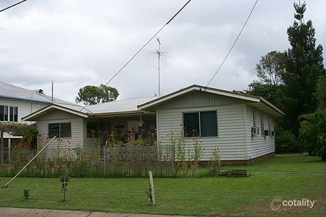 137 Cameron St, Ayr, QLD 4807
