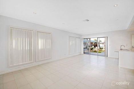 Property photo of 70 Lakeview Drive Cranebrook NSW 2749