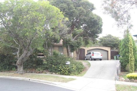 Property photo of 10 Rapanea Court Endeavour Hills VIC 3802