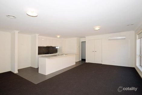 Property photo of 35 Sandstone Circuit Carrum Downs VIC 3201