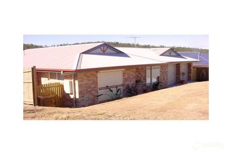 Property photo of 28 Skinner Crescent Silkstone QLD 4304