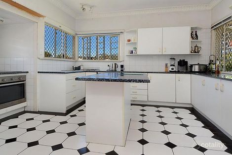 Property photo of 92 Raven Street Camp Hill QLD 4152
