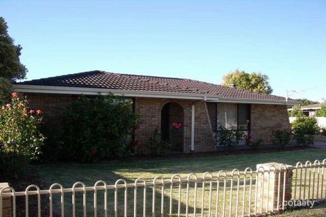 8 Wildcherry Ave, Castletown, WA 6450