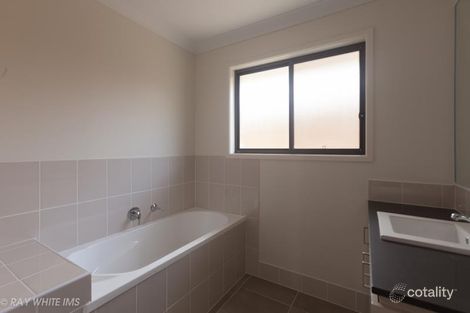 Property photo of 16 Cottrell Drive Pimpama QLD 4209