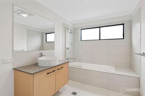 Property photo of 3/42 Selborne Street Mount Gravatt East QLD 4122