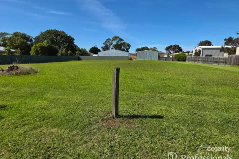 6 Lawrence St, Port Albert, VIC 3971