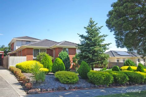 Property photo of 17 Ponto Court Endeavour Hills VIC 3802