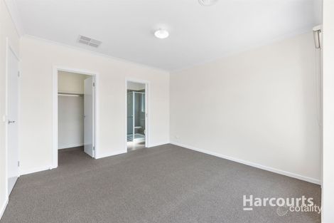 Property photo of 18 Coral Street Cobblebank VIC 3338