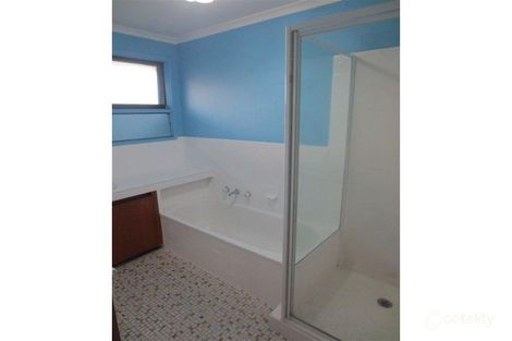 Property photo of 17 Chivalry Avenue Glen Waverley VIC 3150