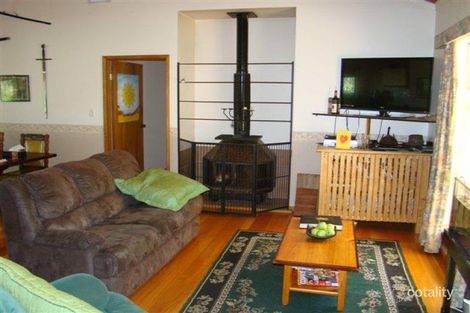 Property photo of 340 Campbells Road Kangaroo Gully WA 6255