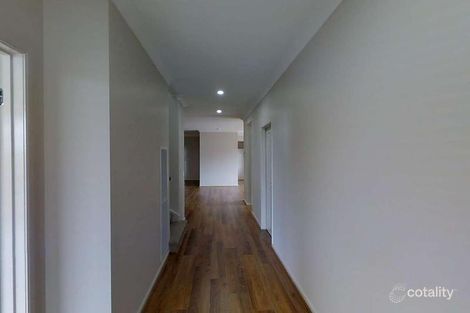 Property photo of 5 Clovelly Circuit Truganina VIC 3029