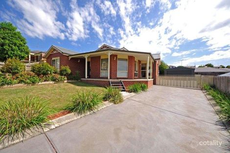 5 Mcmillan Dr, Warragul, VIC 3820