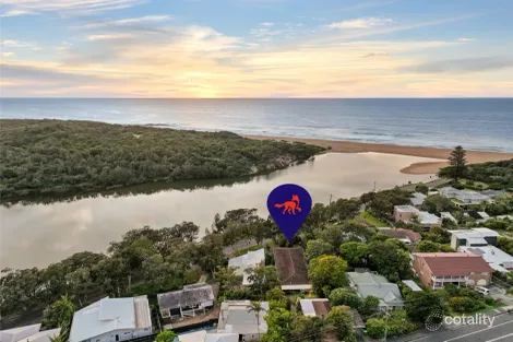 Property photo of 151 Ocean View Drive Wamberal NSW 2260