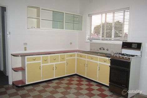 Property photo of 2 Charlotte Street Oak Park VIC 3046