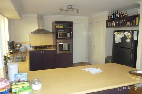 Property photo of 27 Benbecula Loop Port Kennedy WA 6172