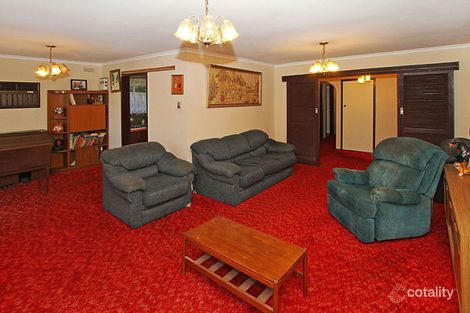 Property photo of 3 Bundeena Avenue Kealba VIC 3021