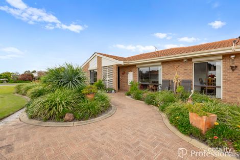 6 CANTERBURY DR, WILLETTON, WA 6155