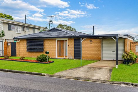 Property photo of 5 Suzanne Street Wynnum West QLD 4178