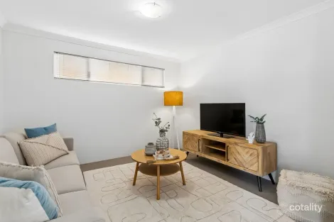 Property photo of 75 Suffolk Street Caversham WA 6055