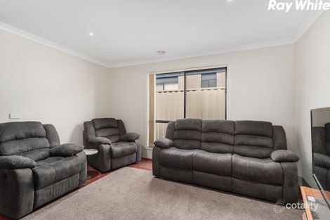 Property photo of 6B Lima Place Pakenham VIC 3810