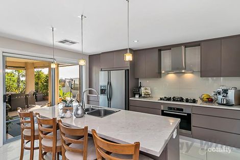 Property photo of 2 Hillview Crescent South Brighton SA 5048