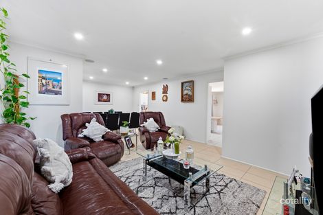 Property photo of 71 Anthony Drive Rosemeadow NSW 2560