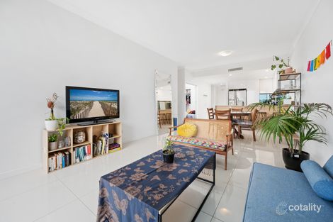 Property photo of 411/9-15 Markeri Street Mermaid Beach QLD 4218
