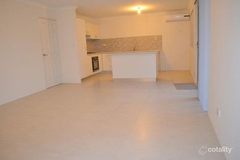 Property photo of 2/26 Andrea Way Queens Park WA 6107