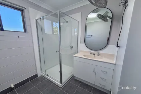 Property photo of 38 Champagne Crescent Kelso QLD 4815