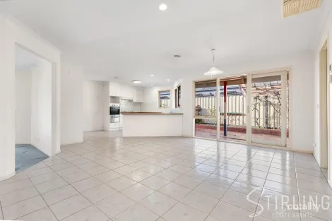 Property photo of 98 Lawless Drive Cranbourne North VIC 3977