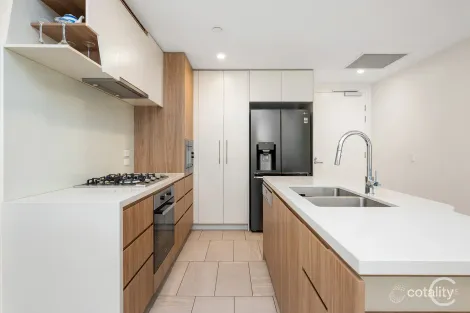 Property photo of 105/25 Shafston Avenue Kangaroo Point QLD 4169