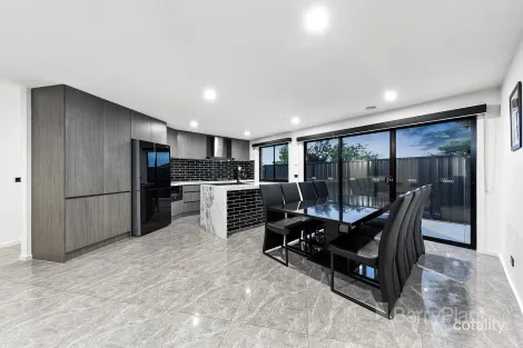 Property photo of 5A Halifax Close St Albans VIC 3021