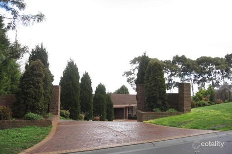 Property photo of 22 Casey Drive Berwick VIC 3806