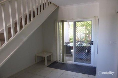 Property photo of 1/8 Alexandrina Drive Varsity Lakes QLD 4227