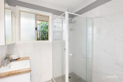 Property photo of 22 Dolphin Crescent Taranganba QLD 4703