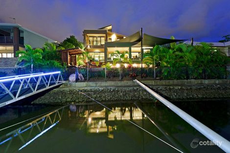 Property photo of 4 Ferrymans Court Helensvale QLD 4212