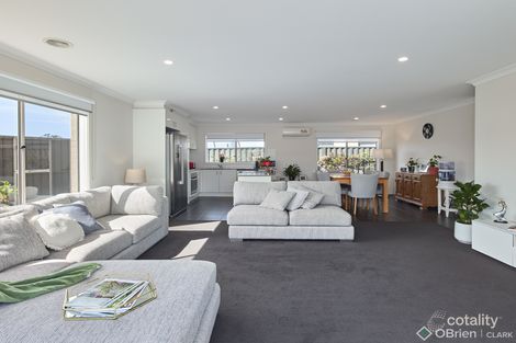 Property photo of 21 Manchester Circuit Longwarry VIC 3816