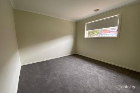 Property photo of 17 Clairview Road Deer Park VIC 3023