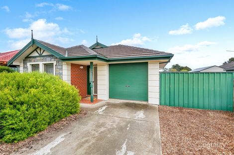 2 Fernbank Ct, Morphett Vale, SA 5162
