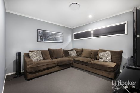 Property photo of 52 Arcadia Circuit Yarrabilba QLD 4207