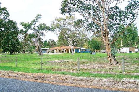 Property photo of 96 Summerfield Road Serpentine WA 6125