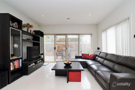 Property photo of 1A Wooddale Grove Mitcham VIC 3132