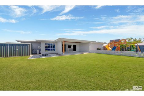 Property photo of 26 Stringybark Avenue Norman Gardens QLD 4701