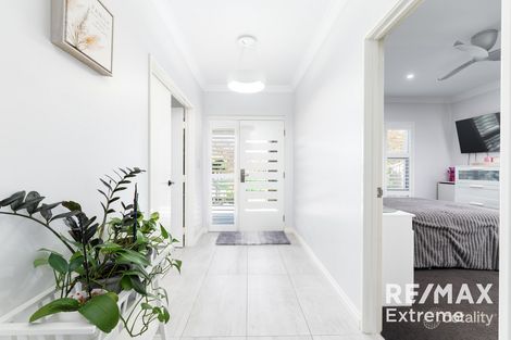 Property photo of 3 Cowes Lane Jindalee WA 6036