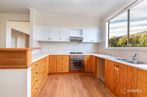 Property photo of 47 Burns Street Hamilton VIC 3300