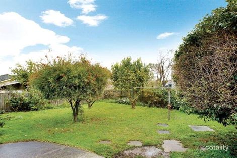 Property photo of 25 Ramsay Avenue Kew East VIC 3102