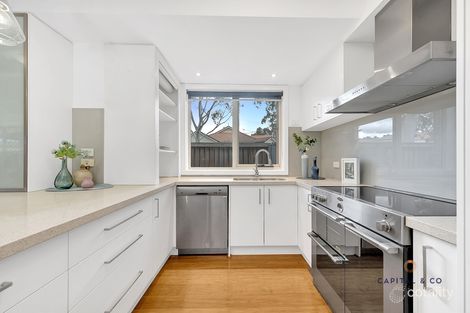 Property photo of 17 McKinley Drive Roxburgh Park VIC 3064