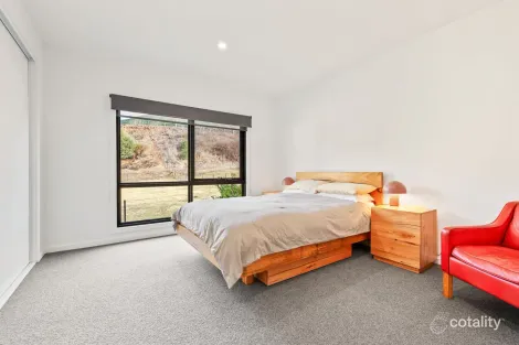 Property photo of 9 Stockman Drive Bright VIC 3741