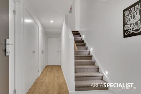 Property photo of 5 Lyra Walk Point Cook VIC 3030